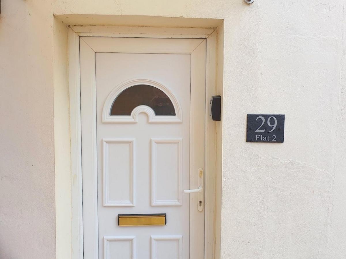 Bassett Flat With 2 Bedrooms And Superfast Wi-Fi Sittingbourne Luaran gambar