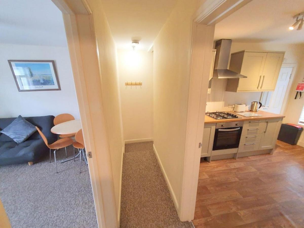 Bassett Flat With 2 Bedrooms And Superfast Wi-Fi Sittingbourne Luaran gambar