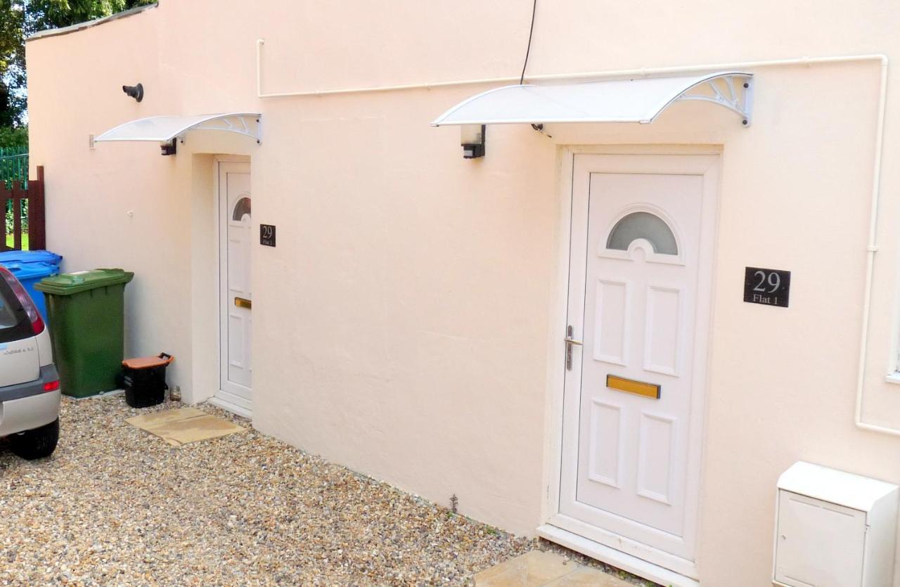 Bassett Flat With 2 Bedrooms And Superfast Wi-Fi Sittingbourne Luaran gambar