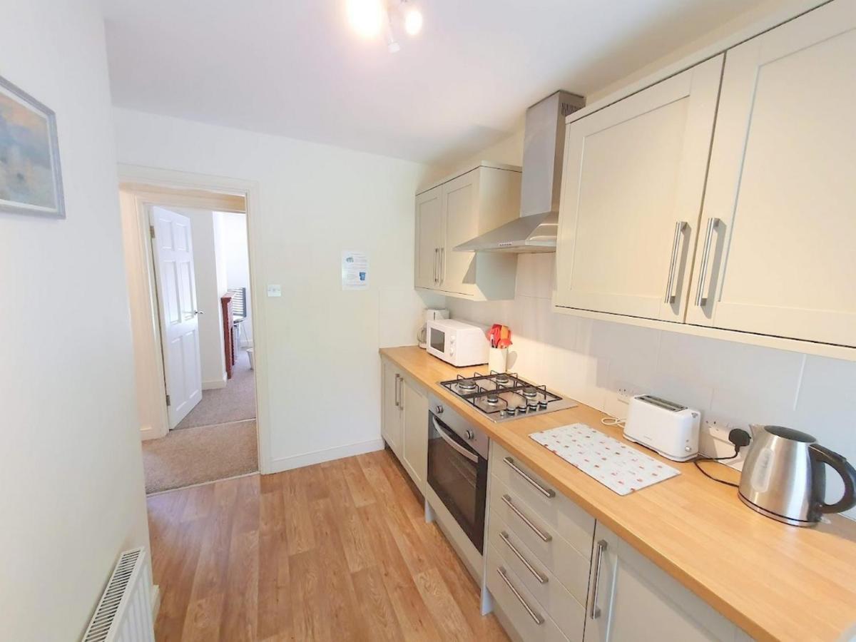 Bassett Flat With 2 Bedrooms And Superfast Wi-Fi Sittingbourne Luaran gambar
