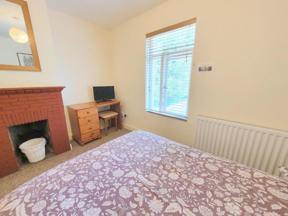 Bassett Flat With 2 Bedrooms And Superfast Wi-Fi Sittingbourne Luaran gambar
